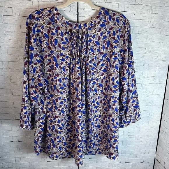 NYDJ pleaded back blouse, bell sleeve feminine evening wear office plus size - Picture 2 of 11